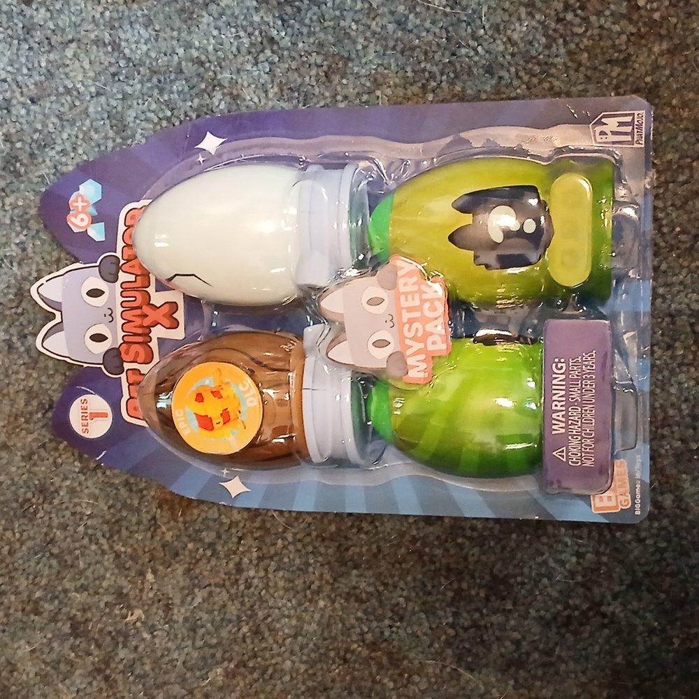 PhatMojo Pet Simulator 4PK Mystery Eggs Series 1 Collectible Toy Ages 6+ NIB